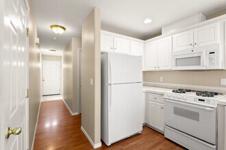 3977 SW 180th Terrace in Beaverton, OR - Building Photo - Building Photo