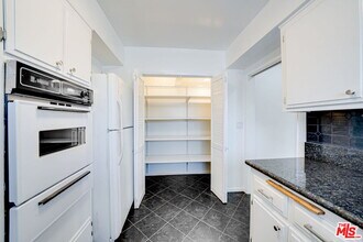 1131 14th St in Santa Monica, CA - Building Photo - Building Photo