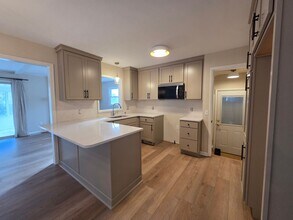 872 Orlando Ave SE in Grand Rapids, MI - Building Photo - Building Photo