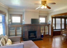 11710 Buckingham Ave in Cleveland, OH - Building Photo