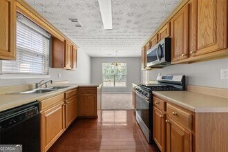 1424 Gates Cir SE in Atlanta, GA - Building Photo - Building Photo