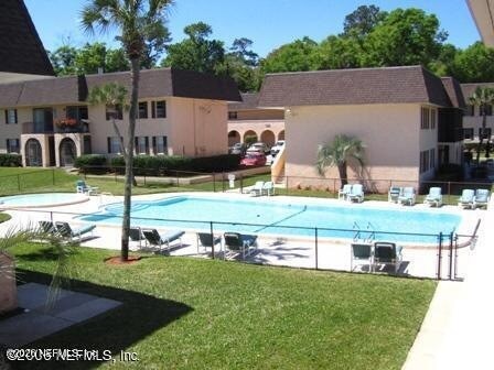 1530 El Prado Rd, Unit 6 in Jacksonville, FL - Foto de edificio - Building Photo