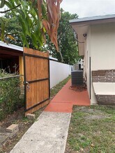 3840 NW 176th St in Miami Gardens, FL - Building Photo - Building Photo