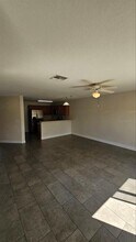 580 Cresting Oak Cir in Orlando, FL - Building Photo - Building Photo