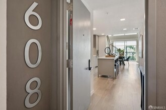 1605 Riviera Ave in Walnut Creek, CA - Foto de edificio - Building Photo