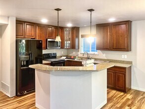 20780 Icefall Dr in Anchorage, AK - Building Photo - Building Photo