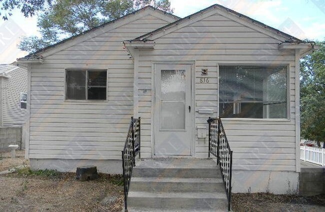816 Walnut St