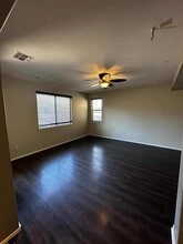 1120 E Mt Shibell Dr in Sahuarita, AZ - Foto de edificio - Building Photo