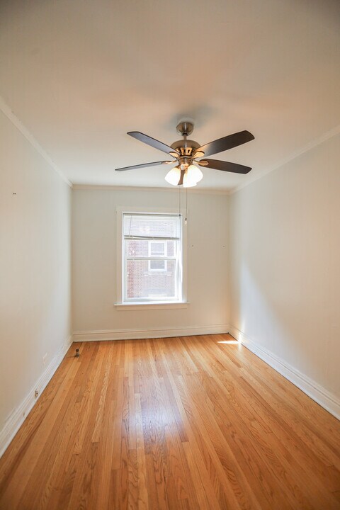 652 W Oakdale Ave, Unit 3N in Chicago, IL - Building Photo