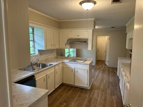 6 Trailwood Ct in Lufkin, TX - Building Photo - Building Photo