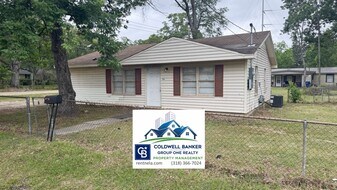 808 Kyle St in West Monroe, LA - Building Photo