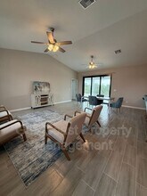 2609 NE 5th Pl in Cape Coral, FL - Building Photo - Building Photo