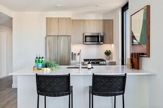 54 Crown St in Brooklyn, NY - Building Photo - Building Photo
