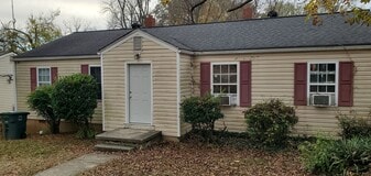 905 Grayland St in Greensboro, NC - Building Photo