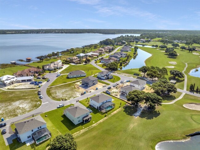 17732 Sawgrass Run in Tavares, FL - Building Photo - Building Photo