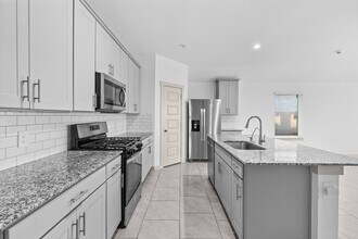 5014 Pne Hvn Ln in Fresno, TX - Building Photo - Building Photo