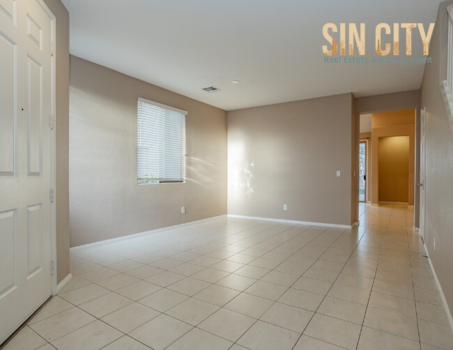 760 Valley Rise Dr in Henderson, NV - Building Photo - Building Photo