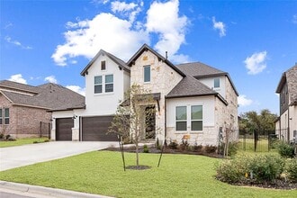 682 Two Creeks Ln in Austin, TX - Building Photo - Building Photo