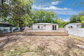 12325 NE 11th Pl in North Miami, FL - Building Photo - Building Photo