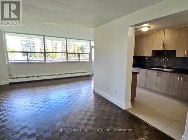 35 Esterbrooke Ave. in Toronto, ON - Building Photo - Building Photo