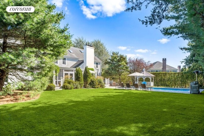 117 Fox Hollow Ln in Southampton, NY - Building Photo - Building Photo