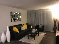 Building Photo - The Confluence Apartamentos in Sacramento, California