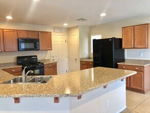 9009 Arbor Ashbury Ave in Las Vegas, NV - Building Photo - Building Photo