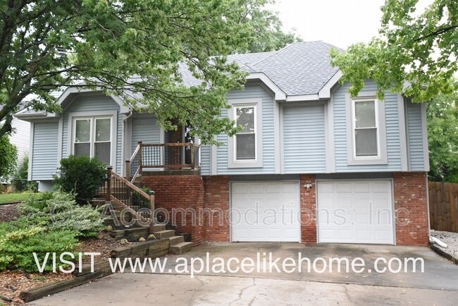 property at 15112 W 122nd Terrace