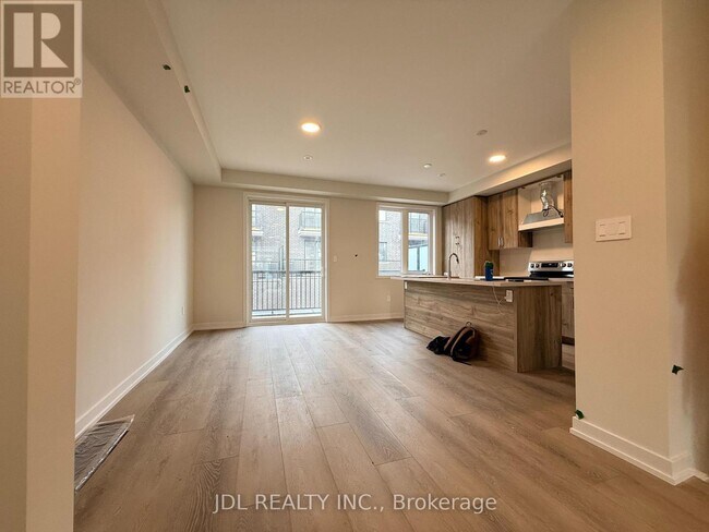 11 Agnes Ln in Richmond Hill, ON - Building Photo - Building Photo