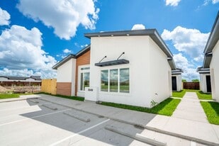 3548 Hidalgo Cir in Brownsville, TX - Building Photo