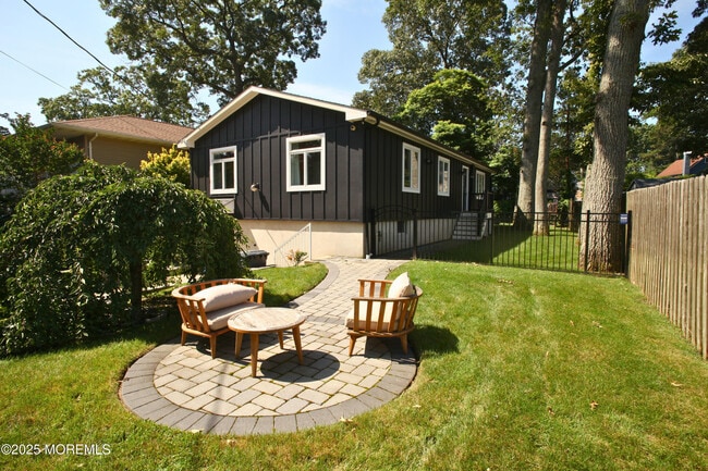 property at 2 Park Ave
