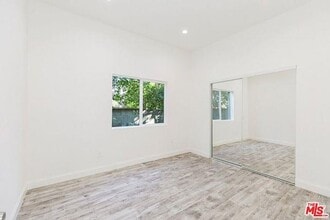 9958 Marklein Ave in San Fernando, CA - Building Photo - Building Photo