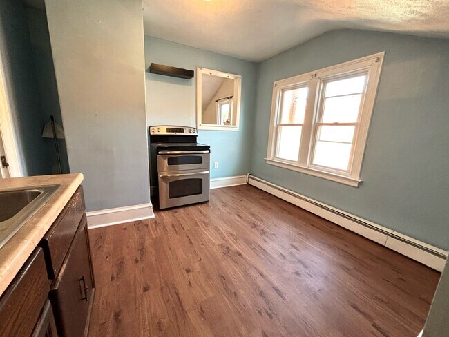 72 Sterling St in Hartford, CT - Building Photo - Building Photo