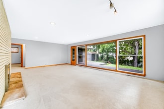 2042 Spruce Rd in Homewood, IL - Building Photo - Building Photo
