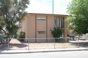 1485 Sombrero Dr Apartments