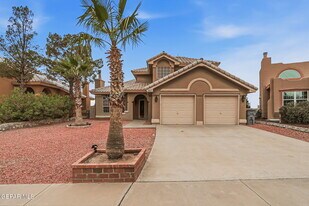 1117 W Bend Ln in El Paso, TX - Building Photo