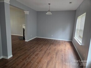 180 Flanders Dr in Mooresville, NC - Building Photo - Building Photo