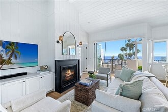 360 Cliff Dr in Laguna Beach, CA - Building Photo - Building Photo