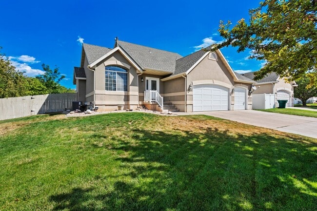 722 W 2175 N in Layton, UT - Building Photo - Building Photo