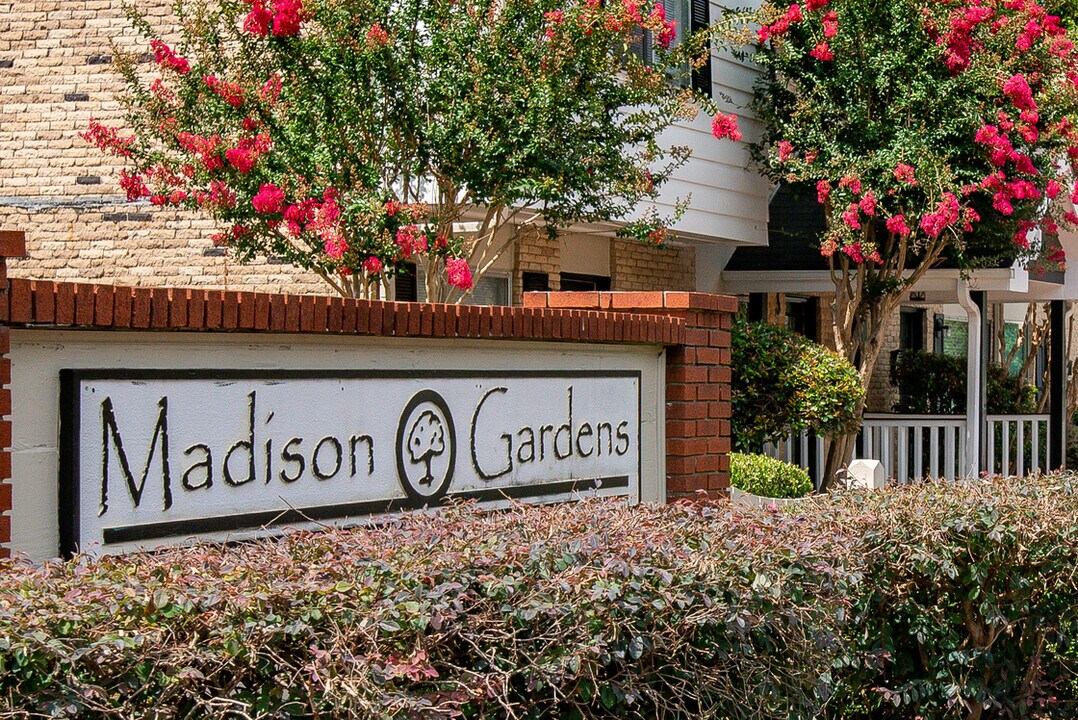 Madison Gardens in Huntsville, AL - Foto de edificio