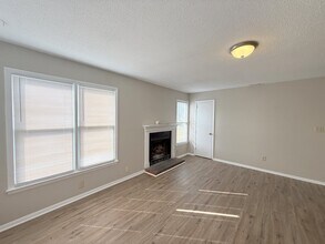 2700 Lantern Walk SE in Huntsville, AL - Foto de edificio - Building Photo