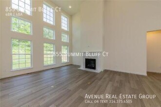 855 Summit Bluff Ct in Fenton, MO - Building Photo - Building Photo
