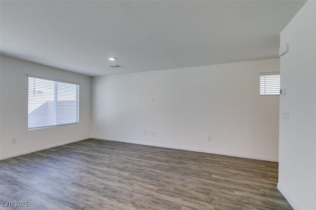 2646 Snapdragon Fls Ave