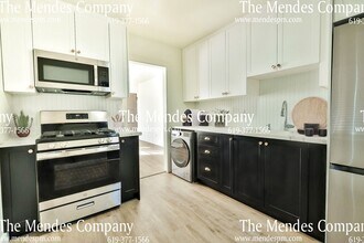 5080 Madison Ave in San Diego, CA - Building Photo - Building Photo