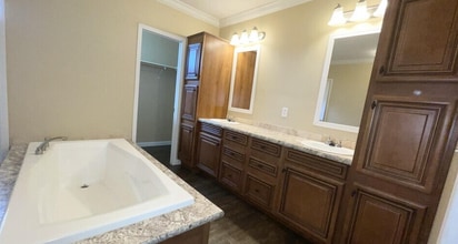 758 Green Rd in Arnaudville, LA - Building Photo - Building Photo