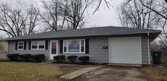 6316 Kent Rd in Fort Wayne, IN - Building Photo