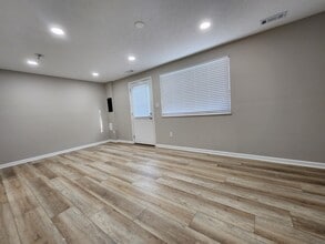 7497 Stonetrail Way in Reynoldsburg, OH - Building Photo - Building Photo