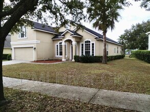 6312 Courtney Crest Ln in Jacksonville, FL - Foto de edificio - Building Photo