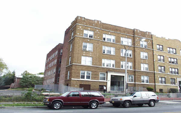 376 Park Avenue in East Orange, NJ - Building Photo - Building Photo