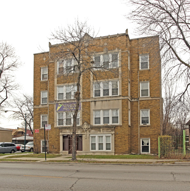 1057-1059 N Austin Blvd in Chicago, IL - Building Photo - Building Photo